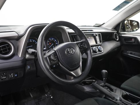 Used 2018 Toyota RAV4 LE w/ All Weather Liner Package AWD/4WD image 22