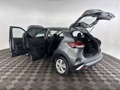 Certified 2024 Nissan Kicks S FWD image 16