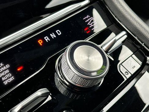 New 2025 Jeep Grand Cherokee Overland w/ Adv Protech Group III image 22