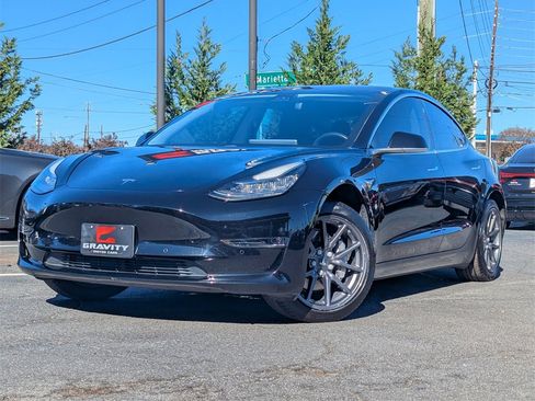 Used 2018 Tesla Model 3 Long Range image 2