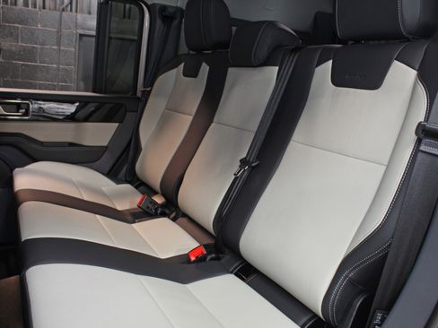 Used 2024 INEOS Grenadier AWD/4WD image 49