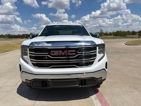 Used 2026 GMC Sierra 1500 SLT w/ SLT Premium Package AWD/4WD image 3
