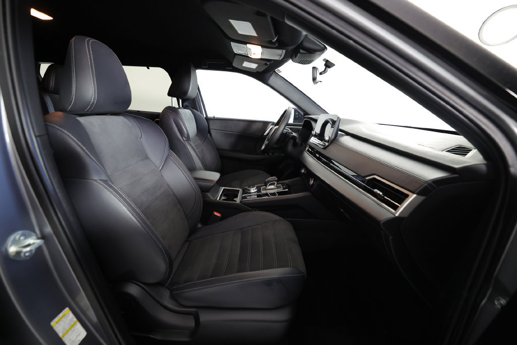 Used 2024 Mitsubishi Outlander SE Black Edition FWD image 10