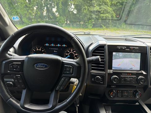 Used 2017 Ford F150 XLT w/ Equipment Group 301A Mid AWD/4WD image 33