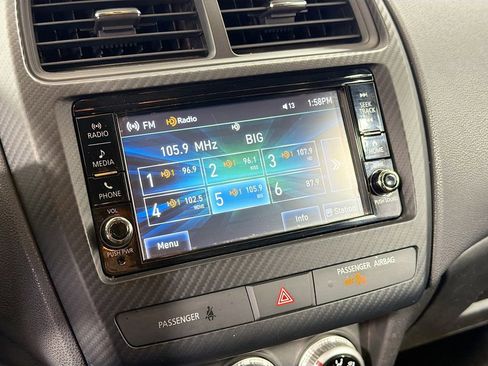 Used 2023 Mitsubishi Outlander Sport AWD image 16