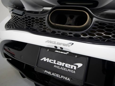 Used 2024 McLaren 750S Spider image 51