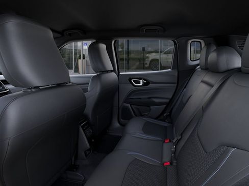 New 2026 Jeep Compass Latitude AWD/4WD image 23