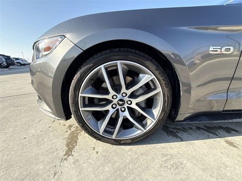 Used 2017 Ford Mustang GT Premium w/ Equipment Group 401A image 10