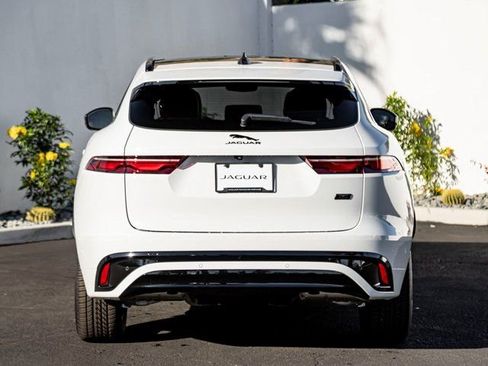 New 2026 Jaguar F-PACE R-Dynamic S image 8