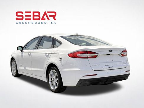 Used 2019 Ford Fusion SE FWD image 8