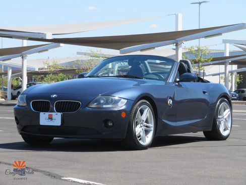 Used 2005 BMW Z4 2.5i RWD image 9