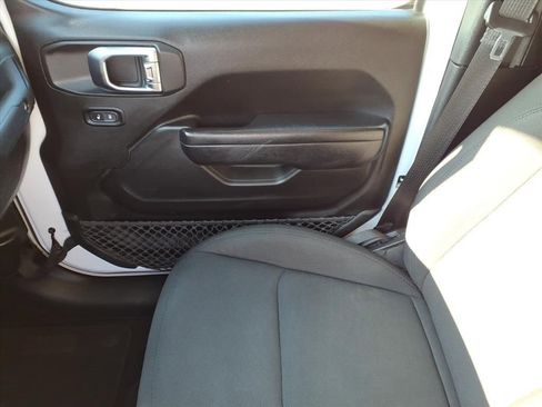 Used 2023 Jeep Gladiator Sport image 31