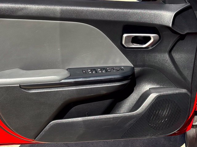 Used 2025 Kia K4 FWD image 12