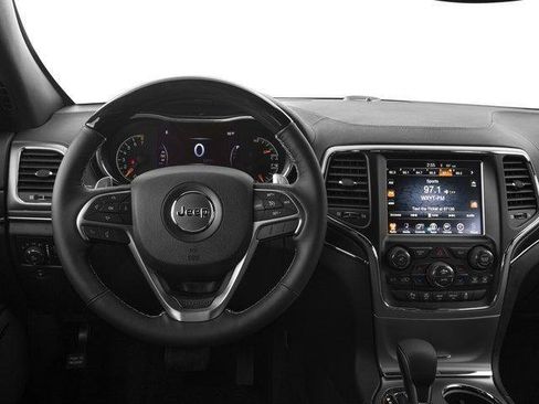 Certified 2017 Jeep Grand Cherokee Overland w/ Jeep Active Safety Group AWD/4WD image 7