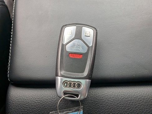 Used 2019 Audi SQ5 Premium Plus w/ Premium Plus Package image 37