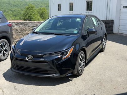 Used 2025 Toyota Corolla LE