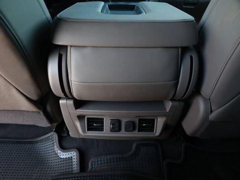 Used 2023 GMC Sierra 2500 SLT w/ Driver Alert Package I AWD/4WD image 36