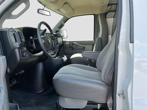 Used 2024 Chevrolet Express 2500 w/ Driver Convenience Package RWD image 20