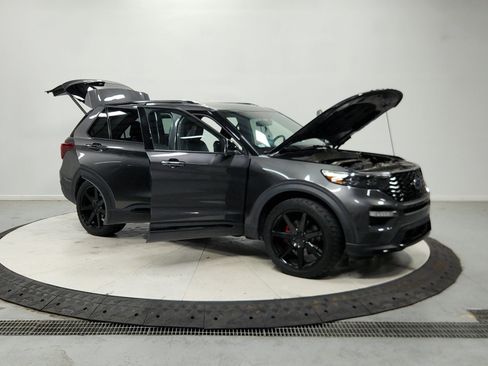 Used 2020 Ford Explorer ST w/ ST Street Pack AWD/4WD image 10