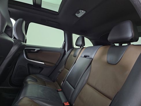 Used 2015 Volvo XC60 T5 image 15