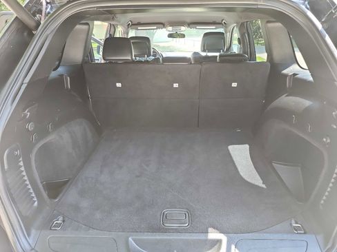 Used 2021 Jeep Grand Cherokee Laredo X image 30