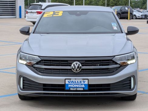 Used 2023 Volkswagen Jetta Sport FWD image 3