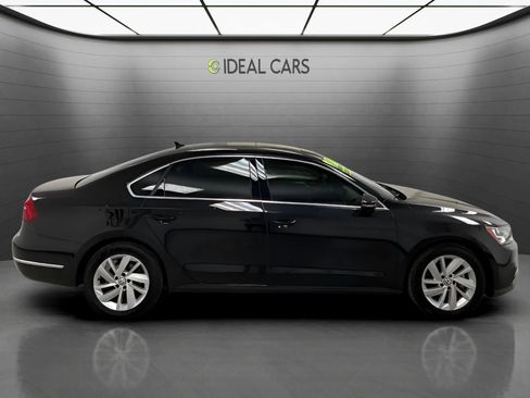 Used 2018 Volkswagen Passat 2.0T SE FWD image 4
