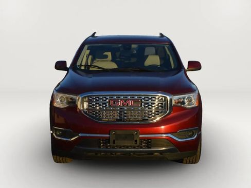 Used 2018 GMC Acadia Denali w/ Technology Package image 4