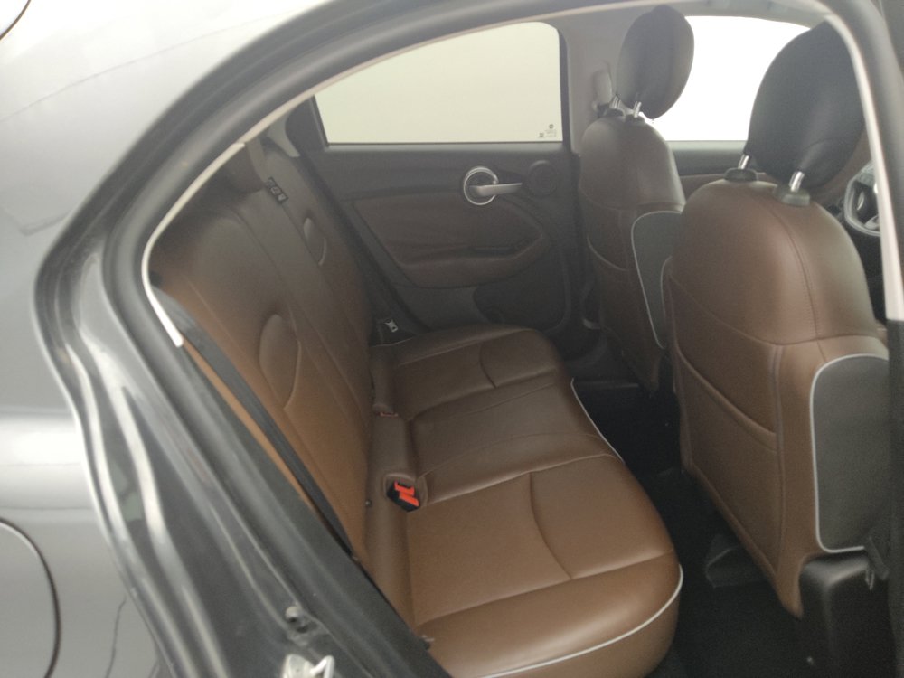Used 2017 FIAT 500X Lounge w/ Advanced Safety Package FWD image 19