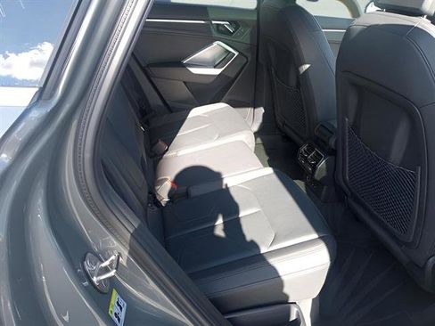 Used 2023 Audi Q3 2.0T Premium image 24