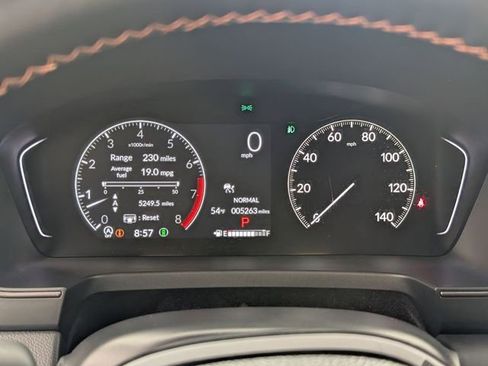 Used 2025 Honda Pilot TrailSport image 19