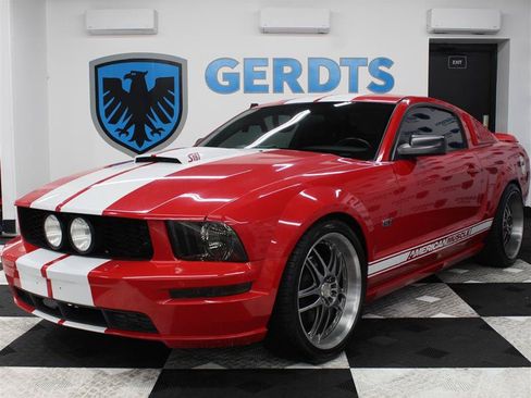 Used 2007 Ford Mustang GT RWD image 1