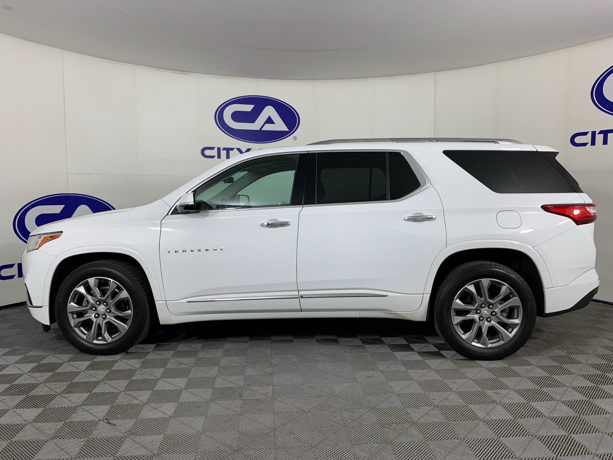 Used 2019 Chevrolet Traverse Premier AWD/4WD image 6