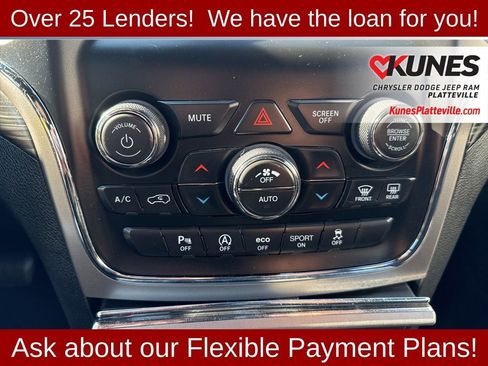 Used 2019 Jeep Grand Cherokee Laredo w/ Security & Convenience Group image 20