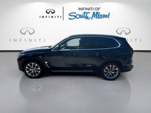 Used 2025 BMW X5 xDrive50e AWD/4WD image 4