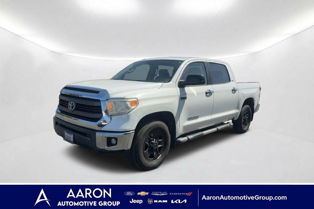 Used 2015 Toyota Tundra SR5 RWD image 1