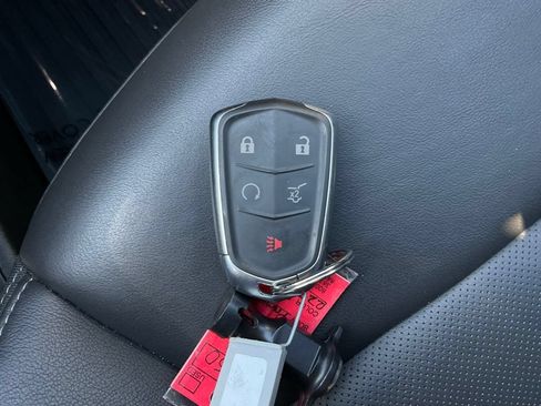 Used 2024 Cadillac XT6 Premium Luxury w/ LPO, Floor Liner Package AWD/4WD image 29
