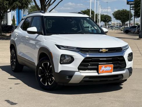 Certified 2023 Chevrolet TrailBlazer LT FWD image 3
