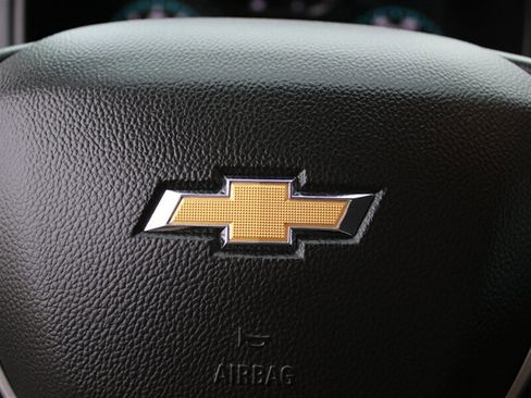 Used 2021 Chevrolet Colorado LT AWD/4WD image 22
