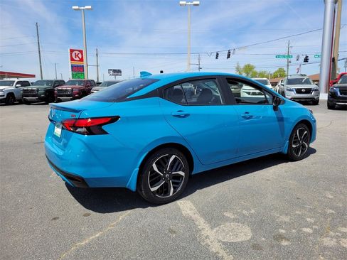 New 2025 Nissan Versa SR w/ Trunk Package image 10