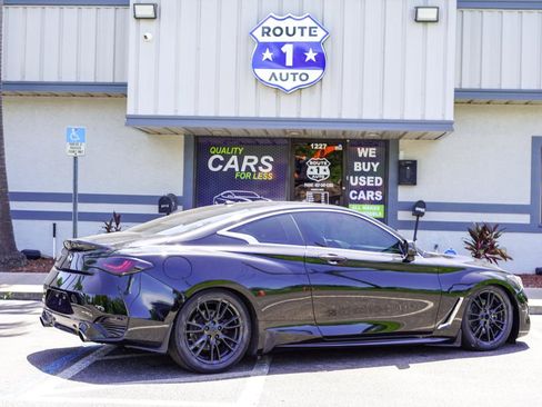 Used 2017 INFINITI Q60 3.0t w/ Premium Plus Package 3.0T RWD image 14