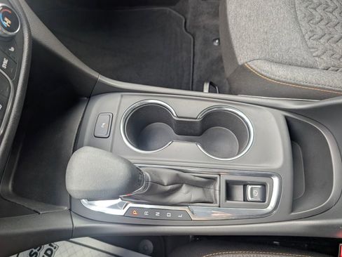 Used 2024 Chevrolet Equinox LT image 22