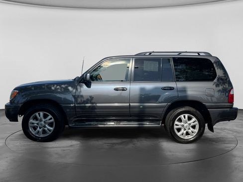 Used 2004 Lexus LX 470 4WD w/ Preferred Accessory Pkg image 6