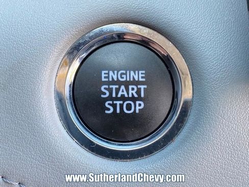 Used 2023 Toyota Highlander XLE image 24