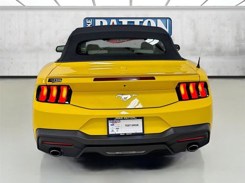 Used 2024 Ford Mustang Premium image 6