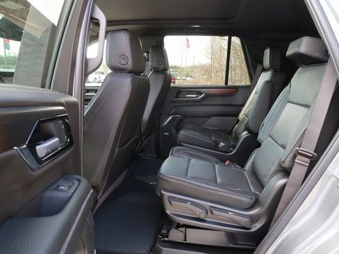 New 2026 GMC Yukon Denali w/ Sun & Power Step Package image 19