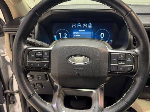 Used 2023 Ford Expedition Platinum AWD/4WD image 9