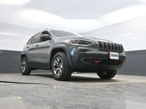 Used 2019 Jeep Cherokee Trailhawk image 44