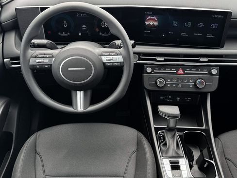 New 2026 Hyundai Tucson SE image 18