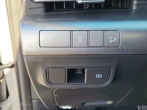 New 2026 Hyundai Kona SEL Premium image 23